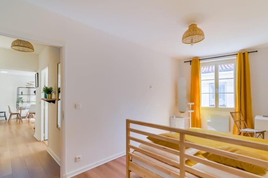 2 Bedroom Apartment In The Heart Of Марсель Экстерьер фото
