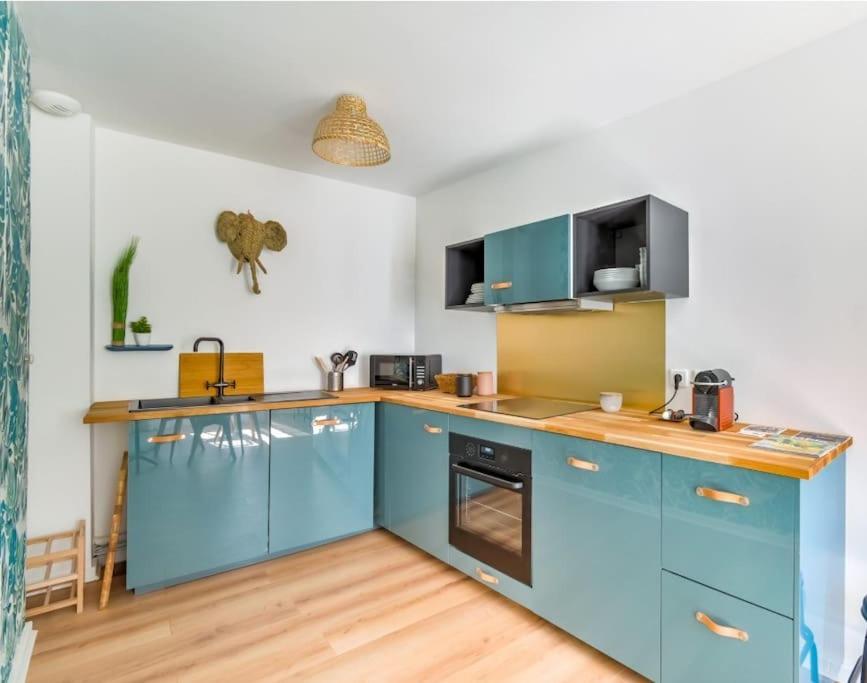 2 Bedroom Apartment In The Heart Of Марсель Экстерьер фото